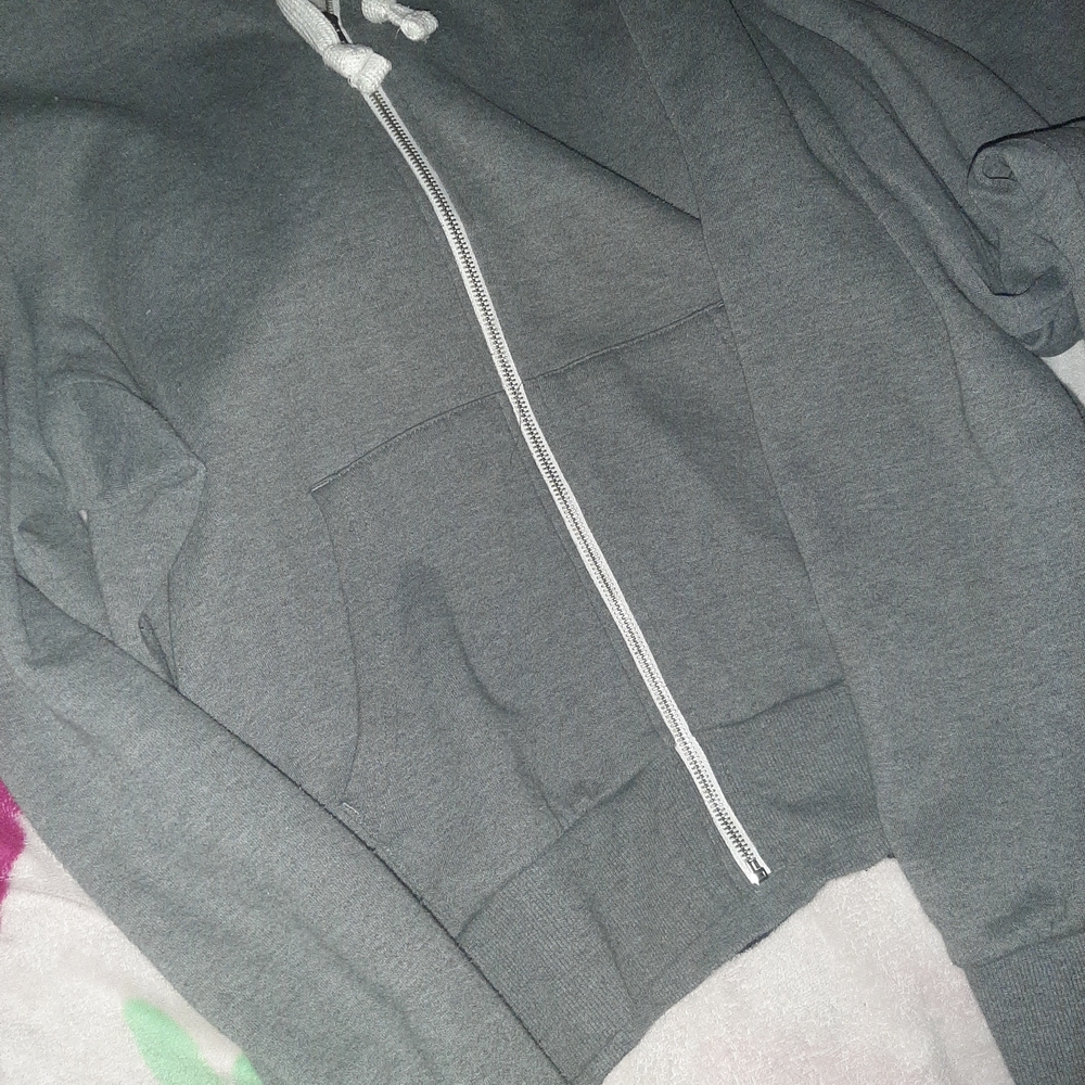 Classic Gray Zip Hoodie with Drawstring - Picture 9 of 12